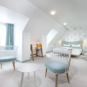 **** Hotel Le Lapin Blanc France
